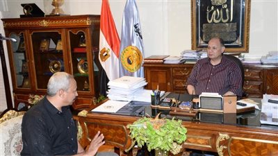 محافظ أسيوط يعلن البدء في أعمال ترفيق المنطقة الاستثمارية المتكاملة للصناعات والمحاصيل الزراعية بالكوم الأحمر