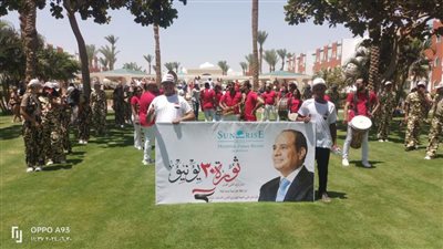 فنادق سياحية تحتفل بثورة 30 يونيو بالغردقة |صور