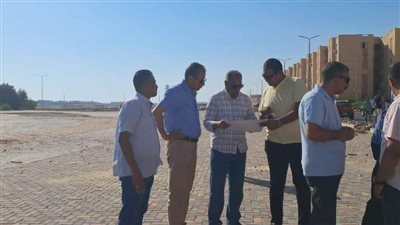 رئيس مدينة الغردقة يتفقد مشروع الحديقة المتكاملة بشمال الأحياء (صور)