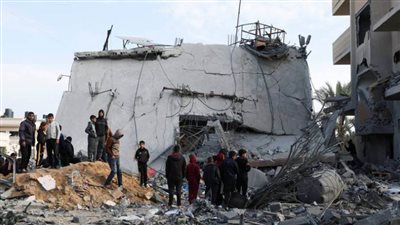 استشهاد طفل وامرأة فلسطينيين جراء قصف مُسيرة إسرائيلية لمخيم 