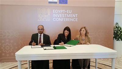 نائب وزير الإسكان يوقع بيان المنحة المساعدة لإدارة الحمأة في مصر 