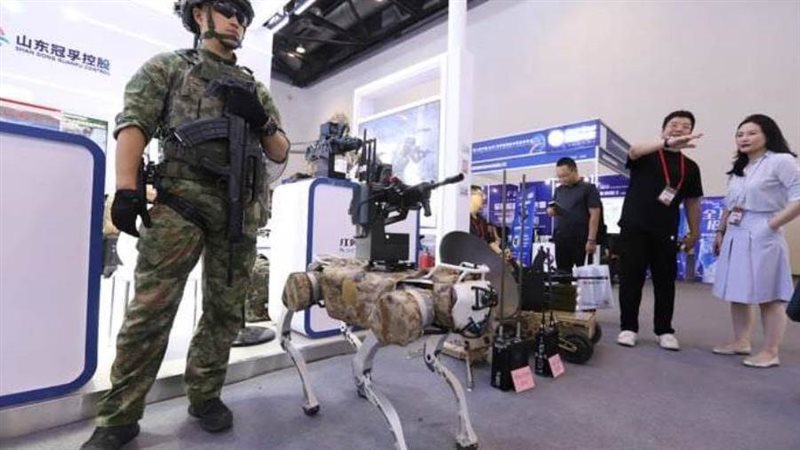 كلب آلى مسلح