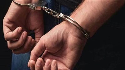 بزعم استثمار أموالهم في تجارة الملابس.. ضبط عاطل نصب على 5 مواطنين بسوهاج