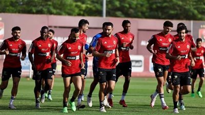 الأهلي يستأنف تدريباته دون راحة استعدادا لمواجهة الداخلية في الدوري