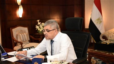 الفريق أسامة ربيع يناقش سياسات إبحار السفن الكورية عبر قناة السويس 