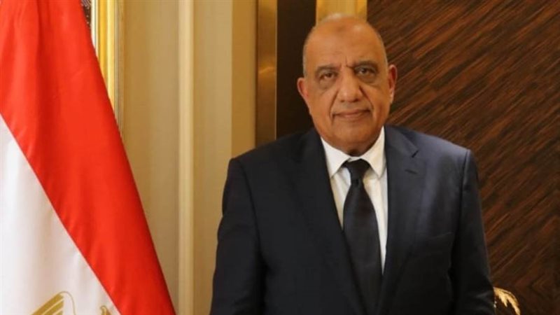 الدكتور محمود عصمت