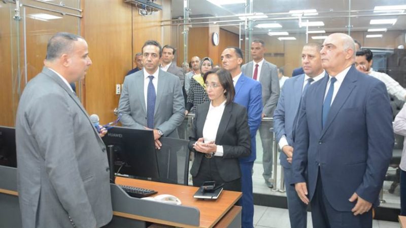 محافظ البحيرة الجديد