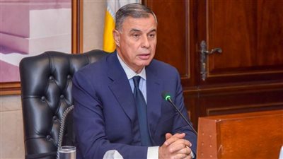 الفريق أحمد خالد: 