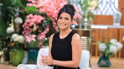 أسماء جلال: حبيت من طرف واحد لسنوات.. ورفضني