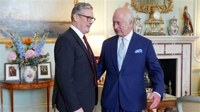 عاجل.. ساسة عالميون يهنئون رئيس الوزراء البريطاني وآخرون لا يهتمون