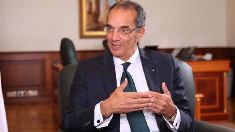 وزير الاتصالات