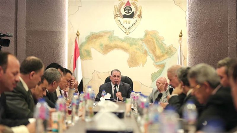 نقبب المحامين أثناء