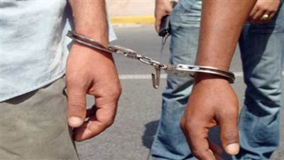 القبض على متهمين سرقا سيارة بمنطقة الظاهر في القاهرة 