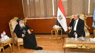 بالصور.. محافظ الغربية: العمل بروح الفريق الواحد لدفع عجلة الإنتاج والتنمية