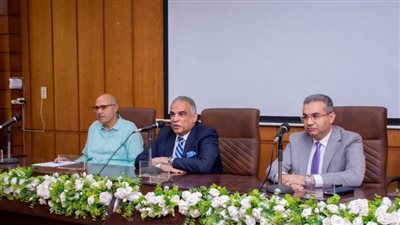 بالصور.. وفد طلاب بريطاني يشارك في برنامج تدريبي بجامعة طنطا