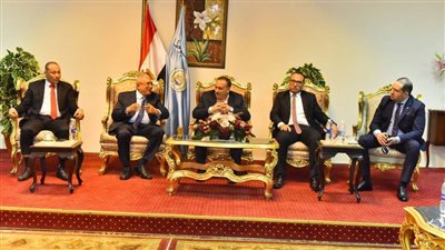 تفاصيل أول لقاء بين محافظ أسيوط وأعضاء مجلسي النواب والشيوخ