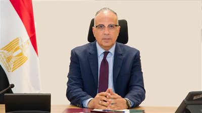 سويلم: متابعة حالة تطهيرات الترع والمصارف بأسوان..والمتابعة الدقيقة لحالة الري بوادي النقرة