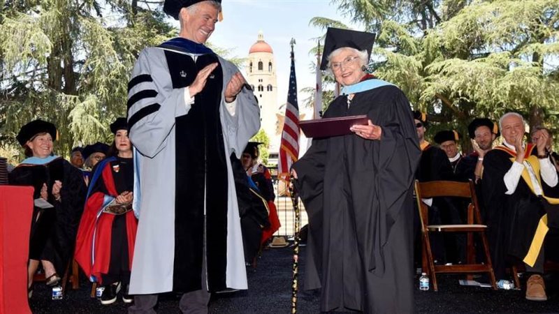 فيرجينيا هيسلوب