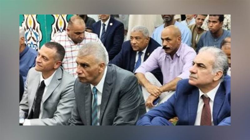 محافظ أسوان يشهد