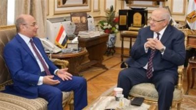 خلال استقباله الخشت.. وزير الشؤون النيابية ينوه بدور جامعة القاهرة واهتمامها ببناء الإنسان