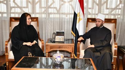 وزير الأوقاف يستقبل سفيرة دولة الإمارات العربية المتحدة بالقاهرة