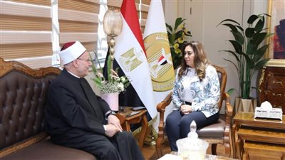 وزيرة التنمية المحلية تستقبل مفتي الجمهورية