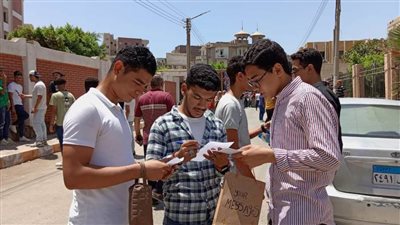 ارتياح بين طلاب الثانوية العامة عقب امتحان مواد الجيولوجيا وعلم النفس والرياضيات. 