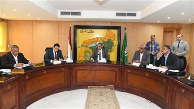 حلول عاجلة لمشكلة ضعف مياه الشرب بالفيوم 