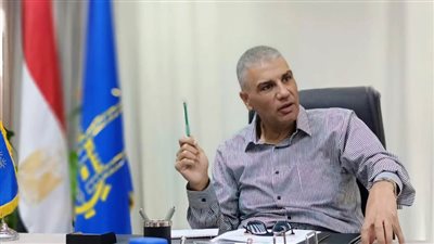 محافظ أسوان: المرحلة القادمة ستشهد اقتحام مجالات العمل المختلفة لزيادة فرص العمل بالمحافظة 