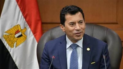 وزير الرياضة يوجه بتشكيل اللجنة العليا للرياضيين لمتابعة حالة السباحة شذى نجم