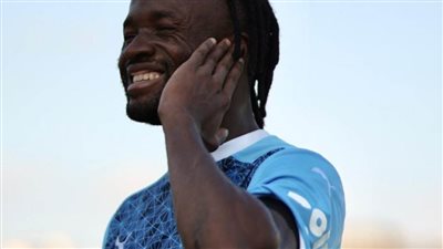 فيستون ماييلي يسجل هدف التعادل لبيراميدز في الدقيقة 24