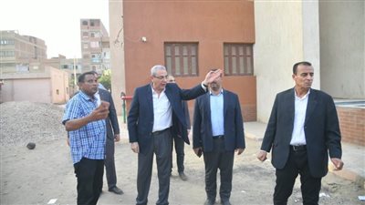 بالصور.. محافظ الغربية يتفقد مشروعات حياة كريمة والخدمات في زفتى