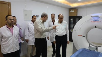 خلال زيارته مستشفى مغاغة| محافظ المنيا يوجه بتقديم خدمة طبيه متميزة.. صور