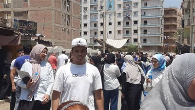 ارتياح بين طلاب الثانوية العامة بالشرقية عقب أداء امتحان التفاضل والتكامل