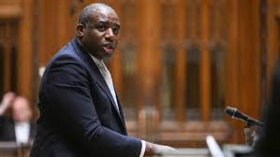 وزير خارجية بريطانيا يؤكد لميقاتي ضرورة معالجة الأوضاع المتوترة بجنوب لبنان وغزة