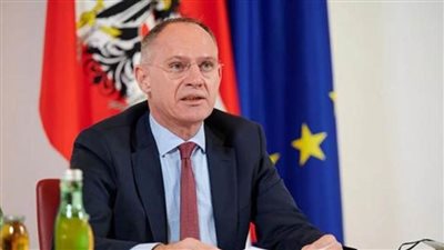 النمسا تعيد مراجعة 1100 حالة من طلبات 