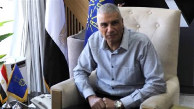 محافظ أسوان يقدم العزاء لأسر 4 فتيات غرقن بقرية فارس بكوم أمبو