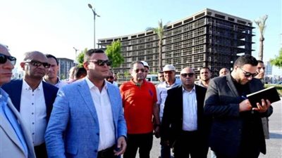 وزير الإسكان يتفقد مشروعات العلمين الجديدة