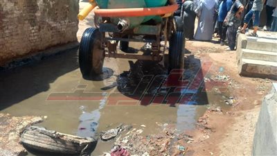 الانتهاء من صيانة شبكة الصرف الصحي بقرية الحدادي بسيدي سالم