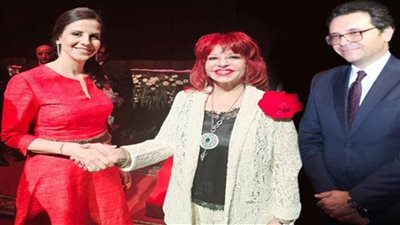 رئيس اتحاد المستثمرات العرب تبحث مع سفير اليونان تنمية العلاقات التجارية والاستثمارية والسياحية