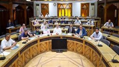 بحضور هيئة مكتب نقابة المهندسين.. لجنة الأندية وإنشاء المصايف تعقد اجتماعها الأول