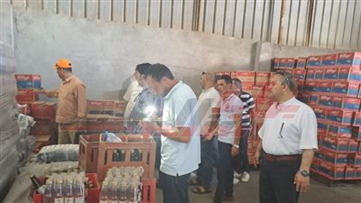 ضبط 6800 عبوة مياه غازية منتهية الصلاحية بكفر الشيخ