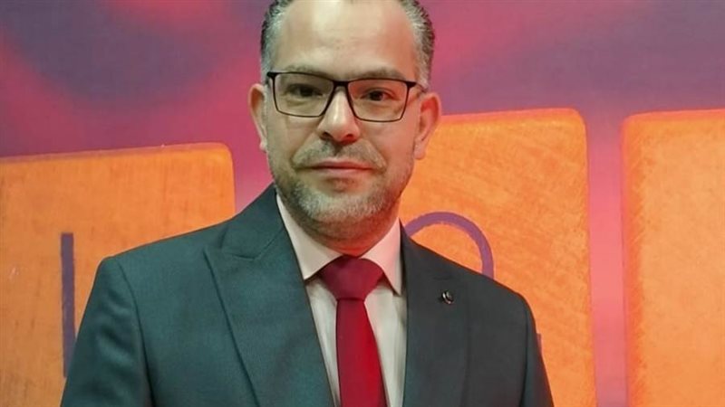 الدكتور إسلام حمدي