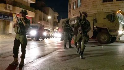 عاجل.. إصابة 3 إسرائيليين في إطلاق نار بشكل خاطئ خلال استهداف سيارة قرب رام الله