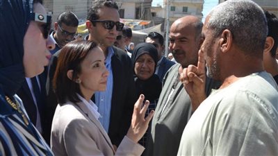 محافظ البحيرة تتفقد أعمال القافلة الطبية المجانية بقرية نديبة بمركز دمنهور