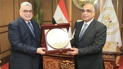 رئيس مجلس الدولة يقدم التهنئة لوزير العدل بمناسبة توليه منصبه الوزاري