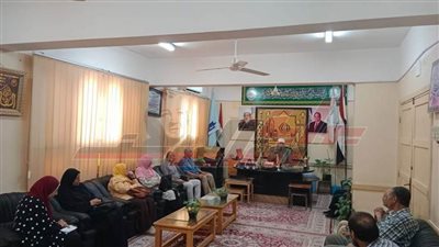 الشهاوي يعقد اجتماعًا موسعًا بموجهي العموم ومديري المراحل المنطقة الأزهرية