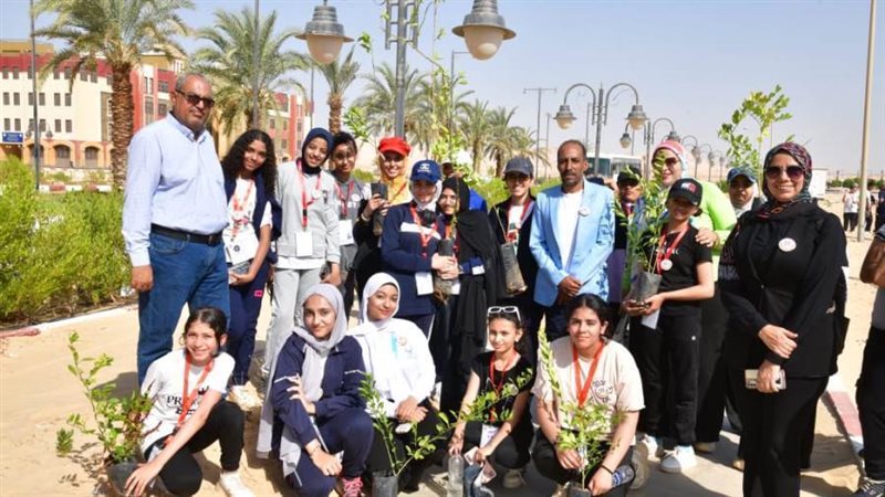 قادة المستقبل يشاركون