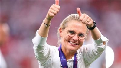سيدة مُرشحة لتدريب منتخب إنجلترا لكرة القدم 