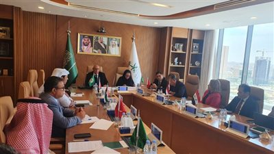  السفير خطابي: الدفع لتأسيس موقف تفاوضي عربي في التعامل مع الشركات الإعلامية الدولية